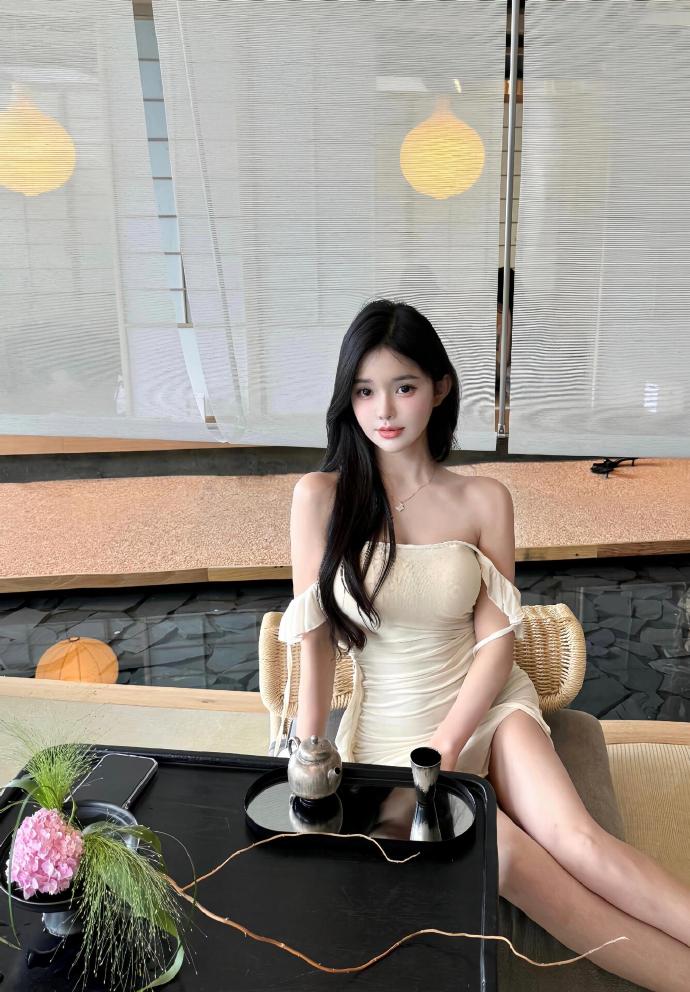 假面女郎 封面